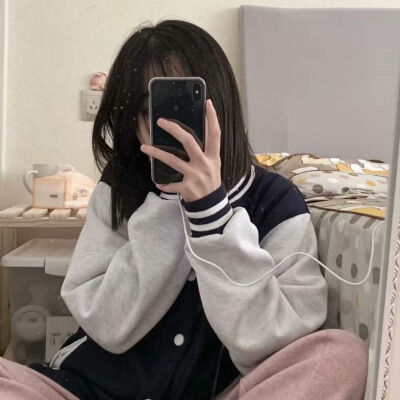 这个全世界怎么要求你那是它的事 我最偏心你我的糖都给你。