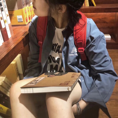 这个全世界怎么要求你那是它的事 我最偏心你我的糖都给你。