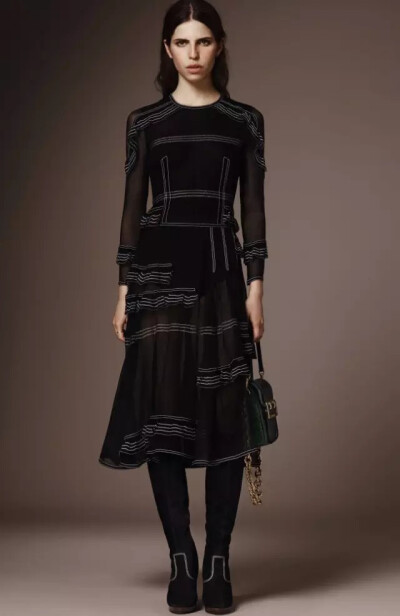 
Burberry Pre-Fall 2016