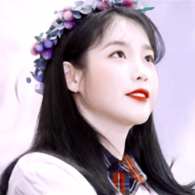 李知恩IU
cr. boxgame3