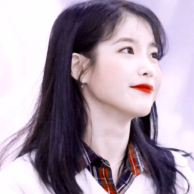 李知恩IU
cr. boxgame3