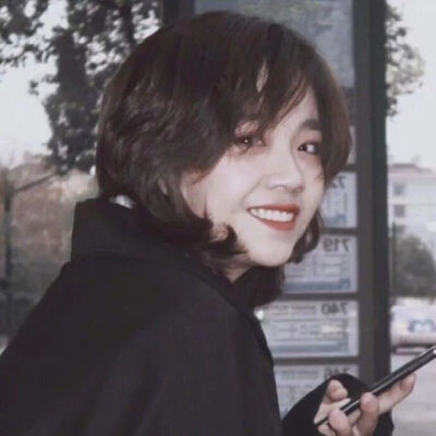 我从非主流世界出来了