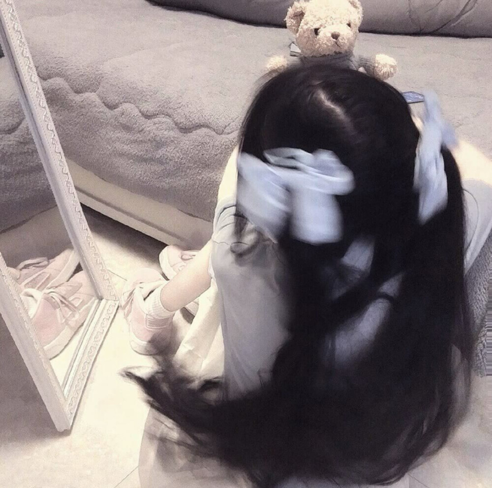 优质女头
江念九