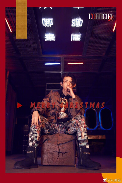 少年与爱 永不老去
即便披荆斩棘 丢失怒马鲜衣
——莫峻 ​