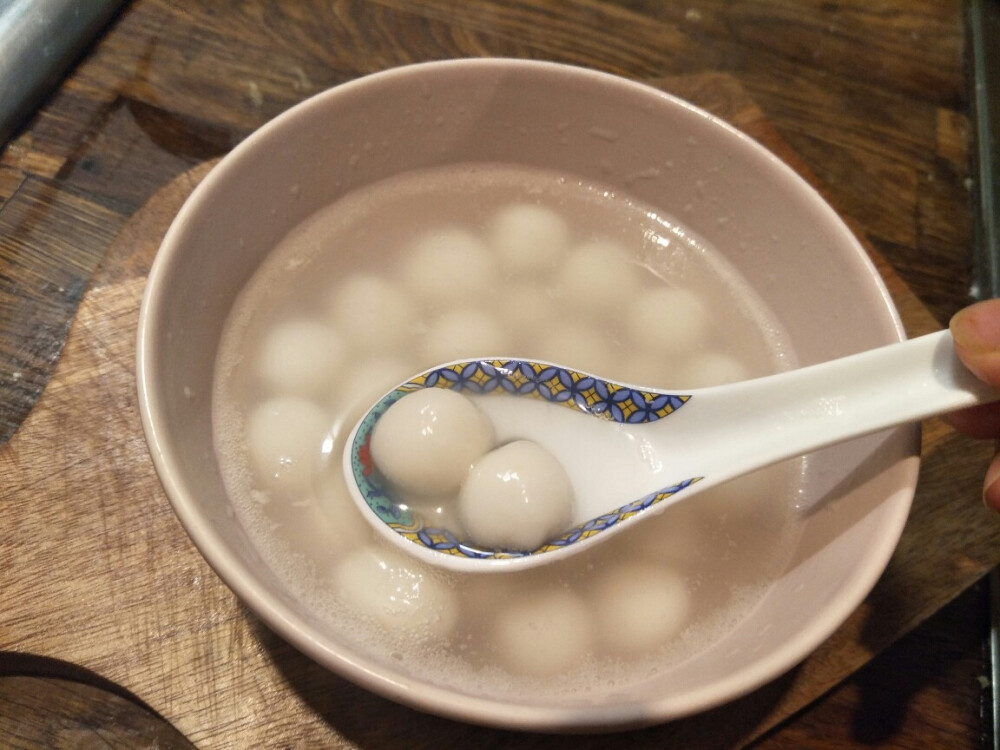 十五的时候吃了很简单的糖水汤圆
食物杂记