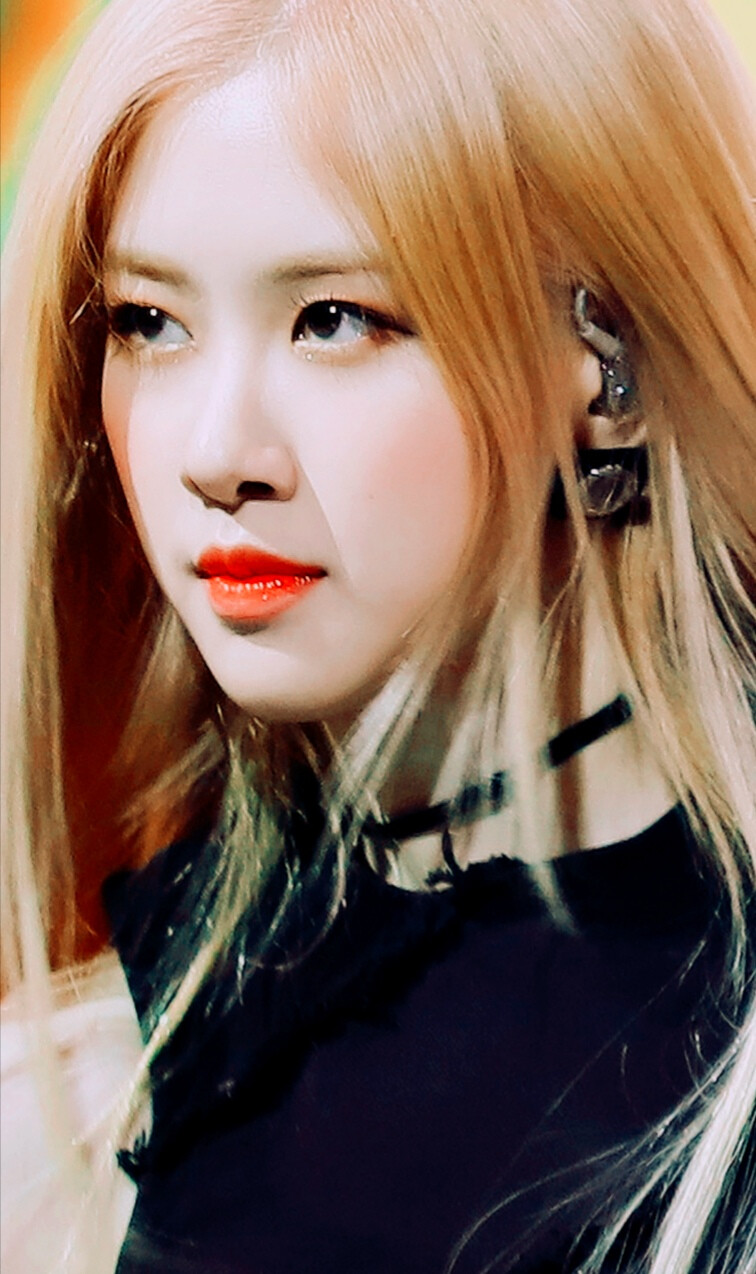 朴彩英Rosie
安迪修