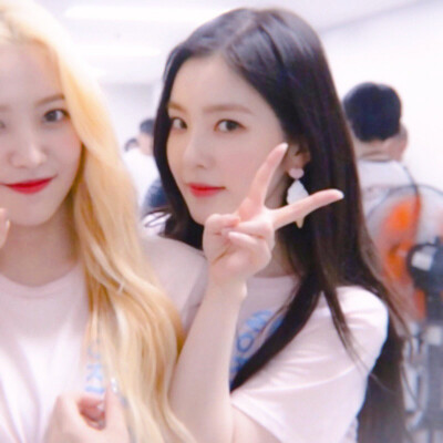 yeri&Irene
二传标明蜜桃勋酱