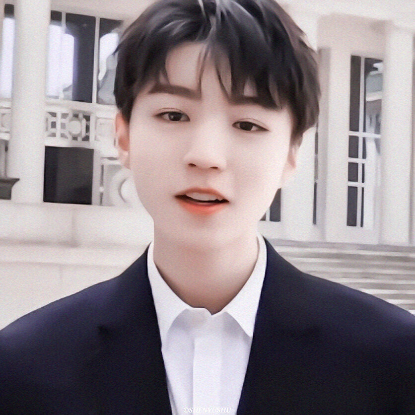 ◦王俊凯
二传注明堆糖沈虞书