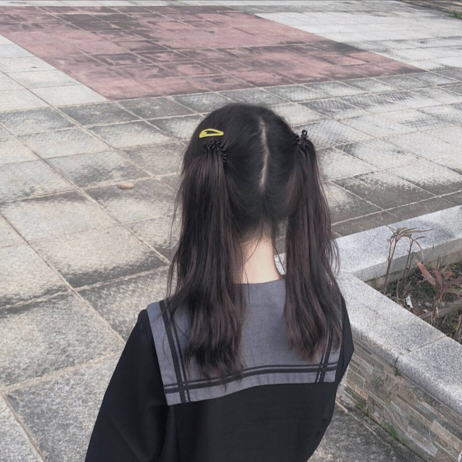 女生头像.阿烨自截
原图cr.球兒姑姑