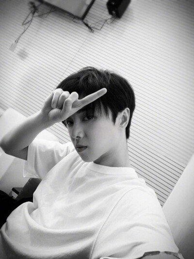 华晨宇_花花
九宫格图片