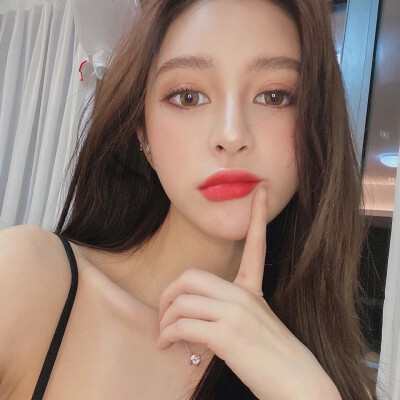 女头
诗梦瑶自截
