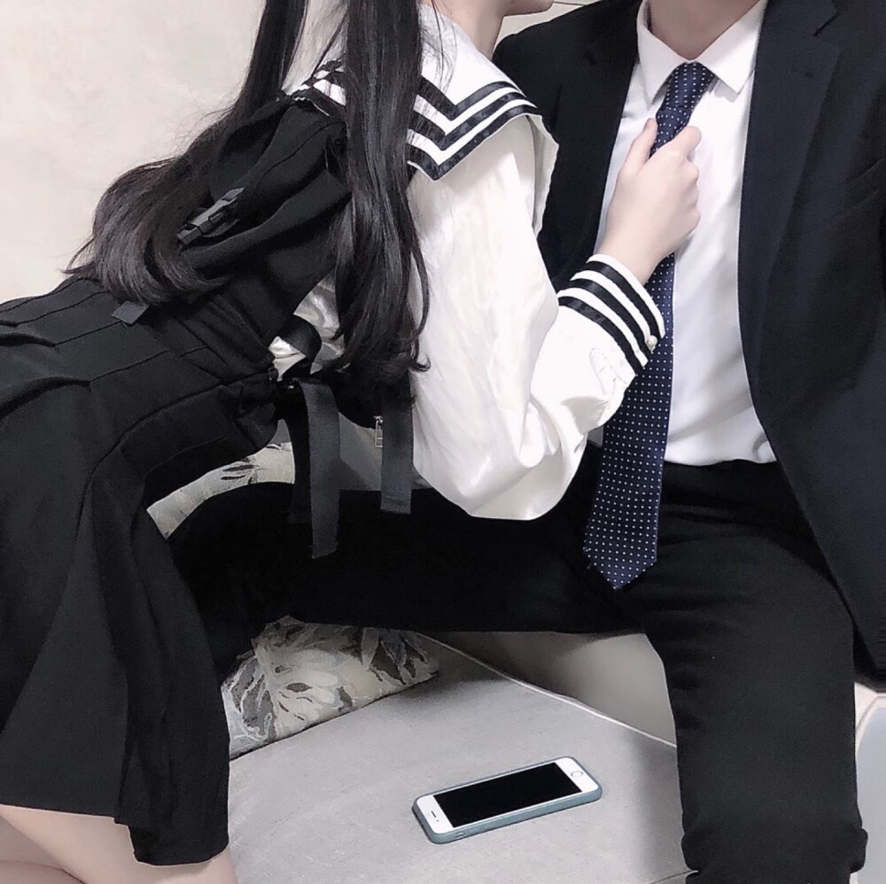 情头情侣头像ksmove