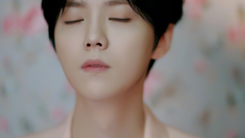 鹿晗<橙光素材> 使用图二转标注明:顾酒黎
禁止二改盗图 自调色