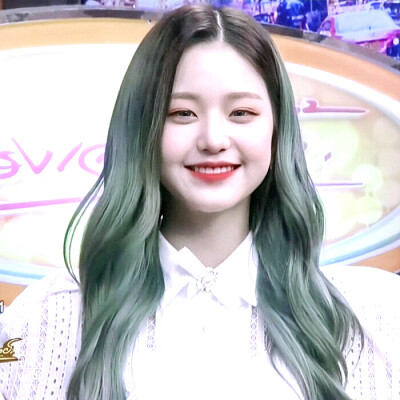 看清楚简介。
自调色