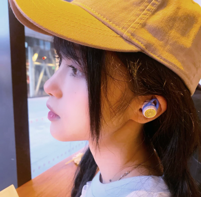 一个能让你笑的人就是值得.