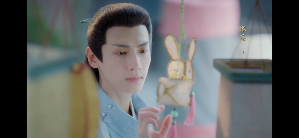 罗云熙‖《月上重火》片尾曲MV
“缘落处，余生相许心意重”
——————————————————
二改标出处