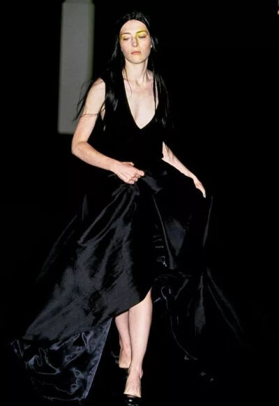 Oliver Theyskens 1999