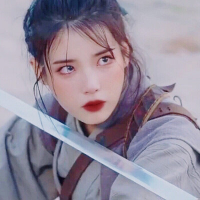 · IU ·
原截小朴彩英