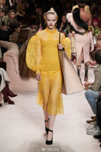  Fendi2021秋冬女装