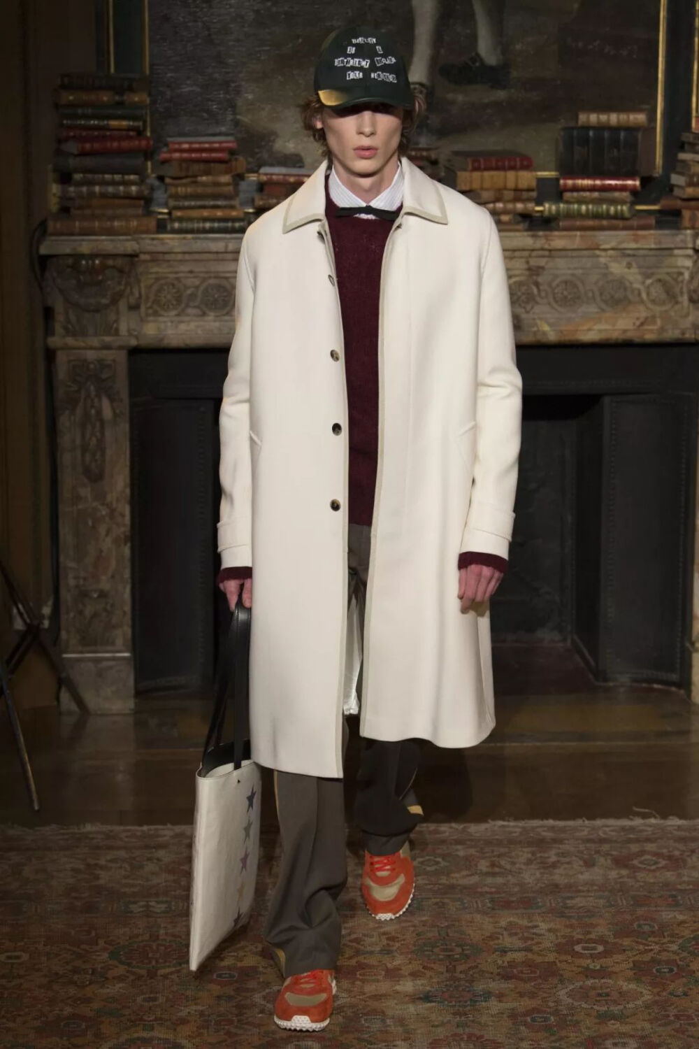 Valentino Fall 2017 Menswear Collection