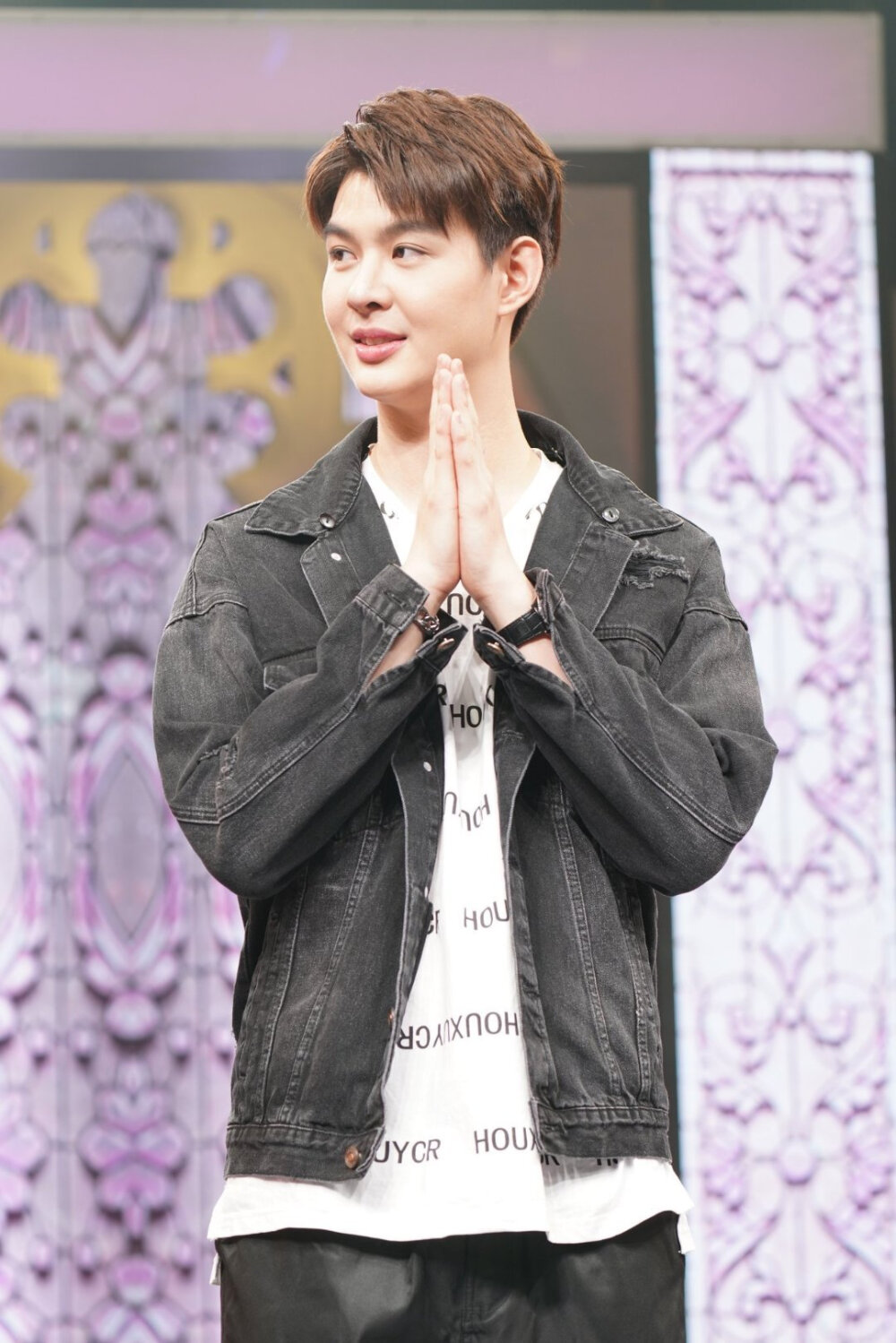 我们家崽崽❤️❤️❤️
黄明明saintsup