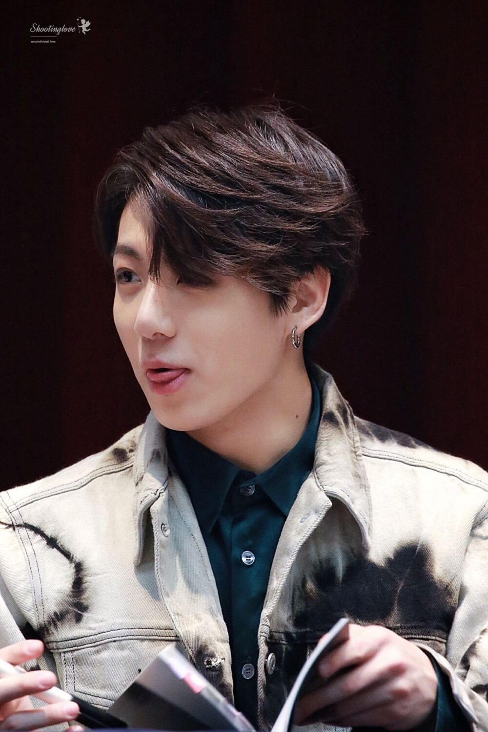 田柾国 签售会 假爱时期 fake love 壁纸