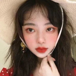 豆包豆包我是糖包 关注 闺蜜三人头像3人开黑头像 #闺蜜三人头像开黑