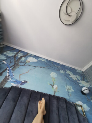 颓，不想动，什么都不想干，没理想，没追求，就想荒废时间，荒废人生，吃吃喝喝混日子