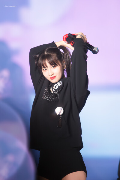 twice momo 平井桃