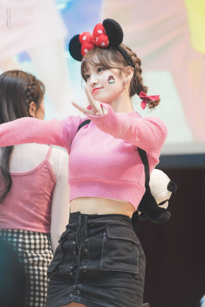 twice momo 平井桃