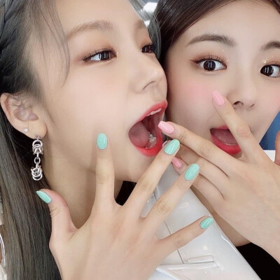 yeji+lia