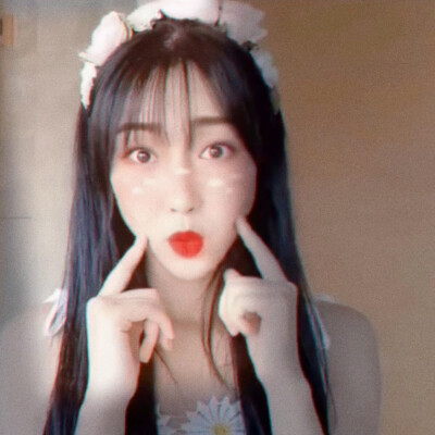 宣璐头像 食用扣1或赞
伸手党抓到摁死
二传标注甜音音or纪小歆