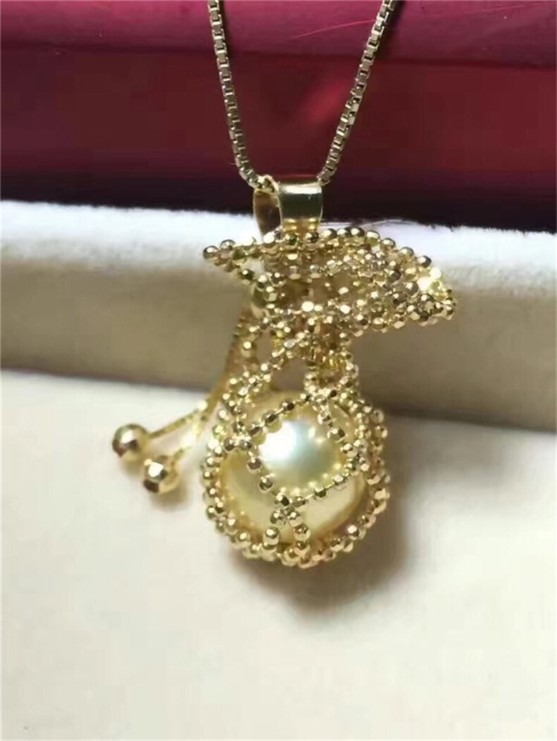 南洋海水金珠天然珍珠吊坠强光正圆18k金钱袋款单颗珍珠项链 女款