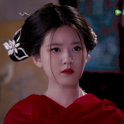 传闻中的陈芊芊 赵露思
二传注明银河诗集