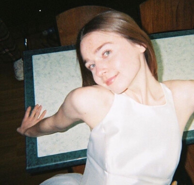 去他妈的世界情侣头像