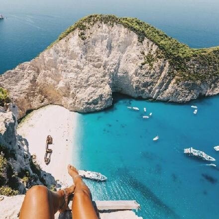 太阳的后裔取景地，位于希腊Zakynthos，有天堂之岛美誉的沉船湾