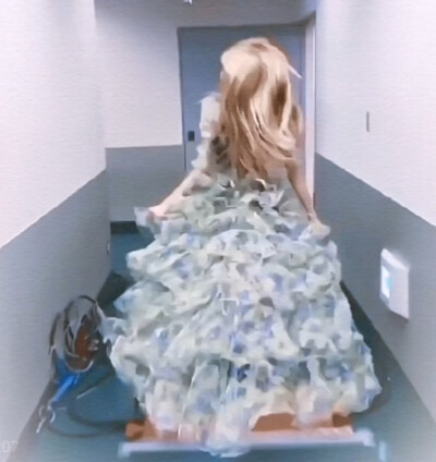 ROSE
二改注明小然睡了