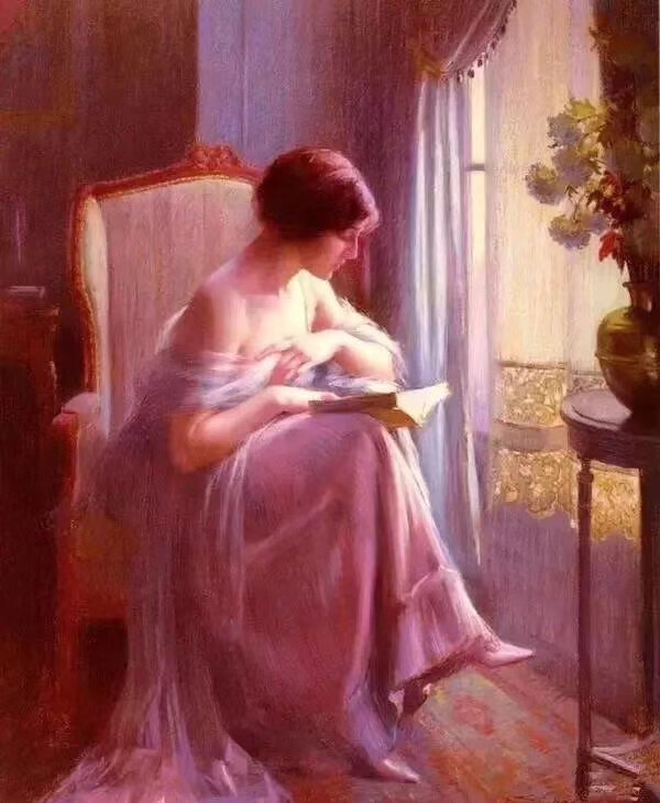 Delphin Enjolras，德尔菲恩·恩霍拉斯，1865-1945年。法国19世纪学院派画家，擅长肖像画，人体油画等，最著名的作品是描绘平凡的年轻女性，或在窗边阅读，或在灯下做着针线活。其中最著名的一幅作品是图一《窗边阅读的女人》。
他说：“美丽智慧的女人是他创作的灵感之源”，“在我的画里，无论是光泽面料、火、壁炉或台灯等，所有景物都以烘托营造伟大的爱的氛围为中心”。