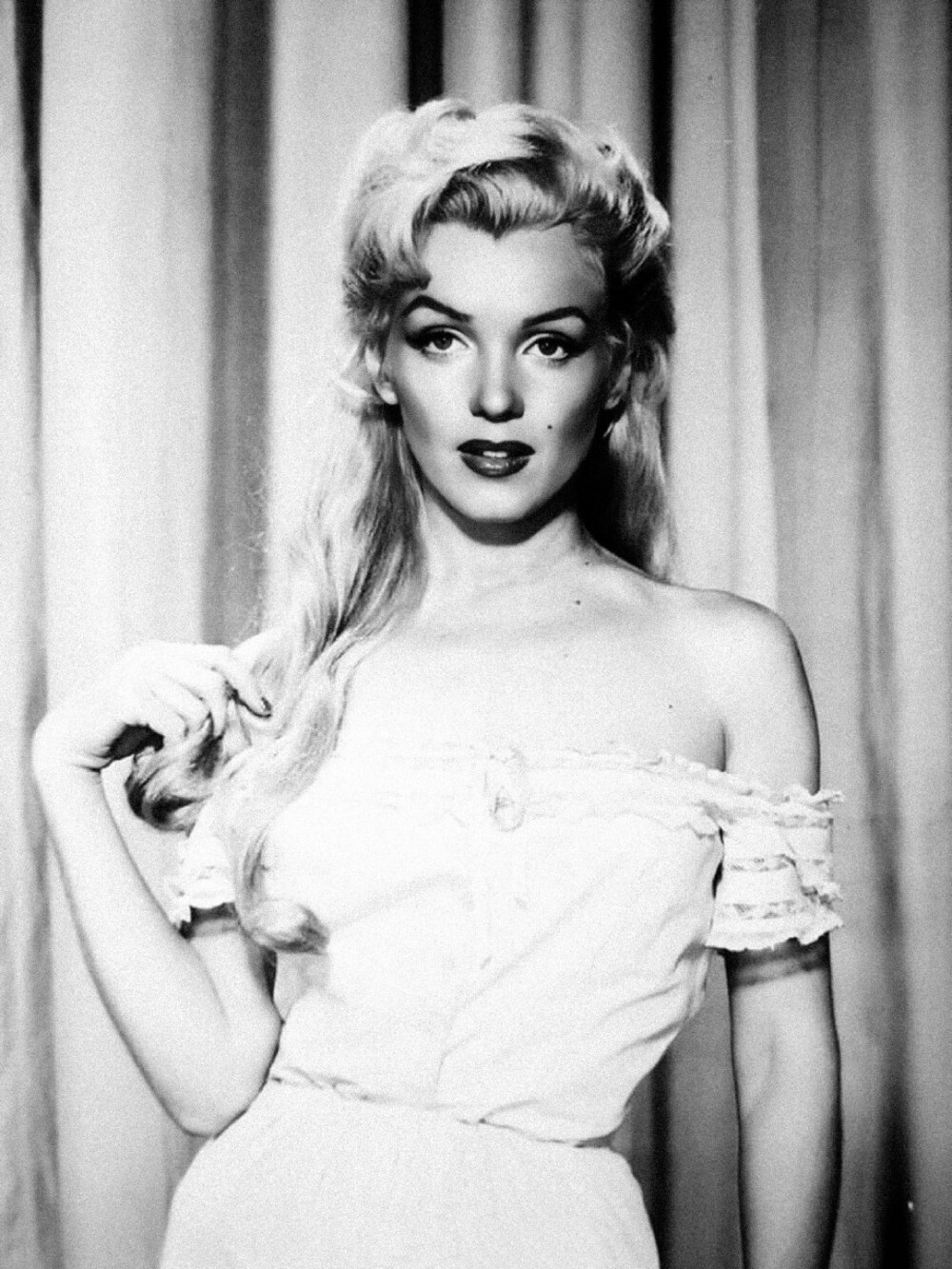 Marilyn Monroe River of No Return, 1954
