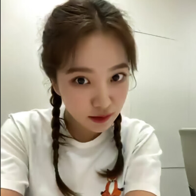 金艺琳可二改。