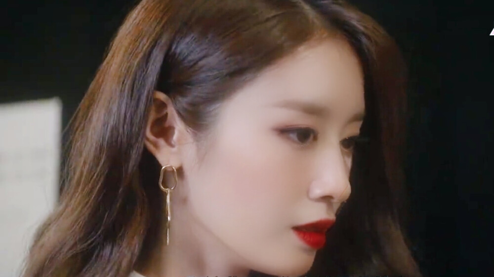 橙光素材│朴智妍│
已调
©边溺
