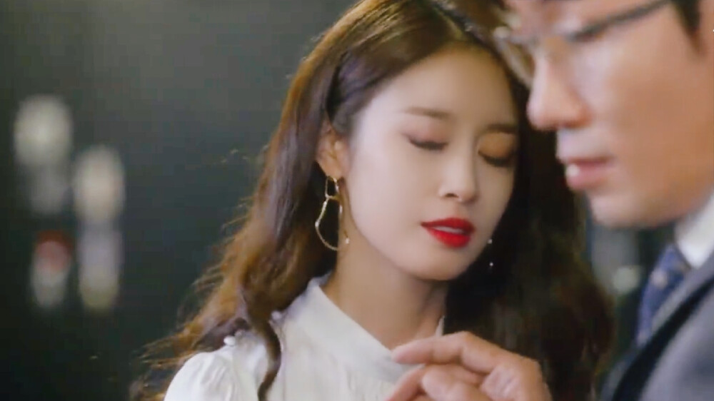 橙光素材│朴智妍│
已调
©边溺
