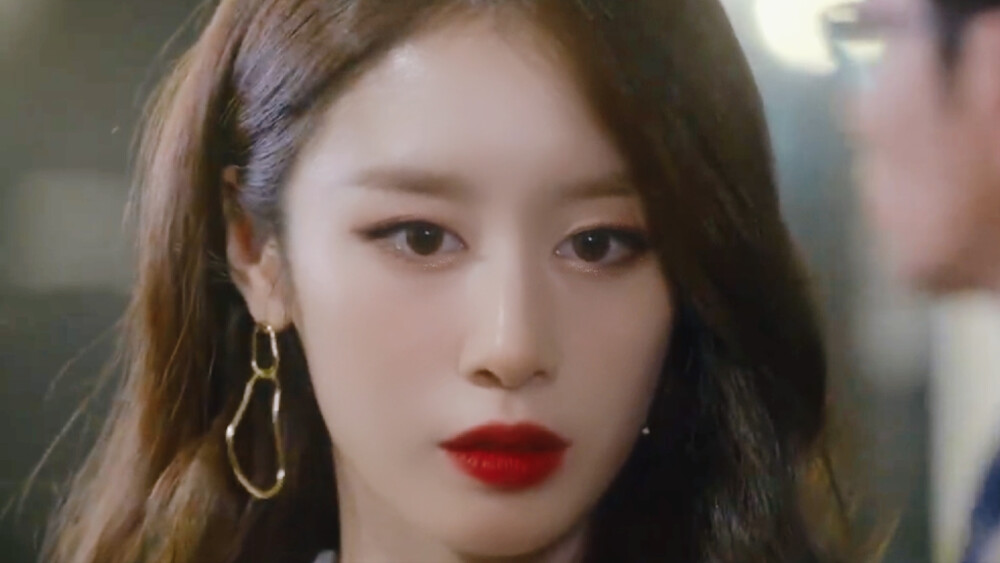 橙光素材│朴智妍│
已调
©边溺
