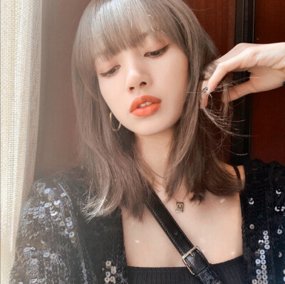 Lisa©®许念酥。
辣lisa辣辣辣。