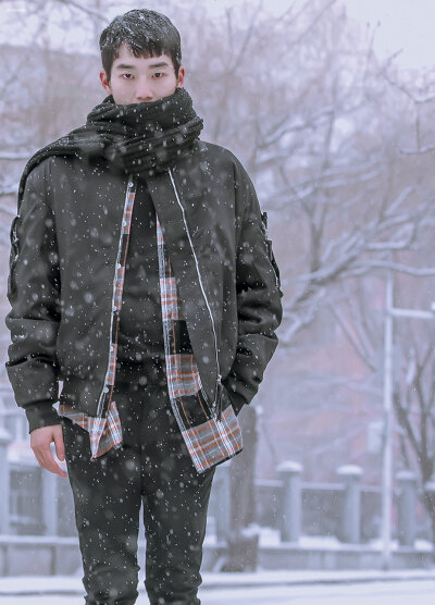 我才不要和你做朋友呢