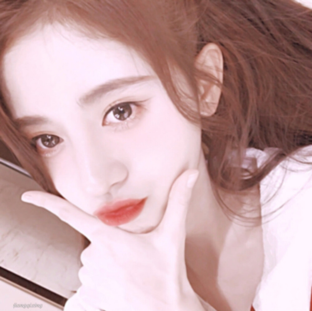 鞠婧祎.
©️江祁星