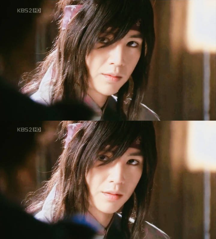 张根硕《快刀洪吉童》剧照 古装也超帅