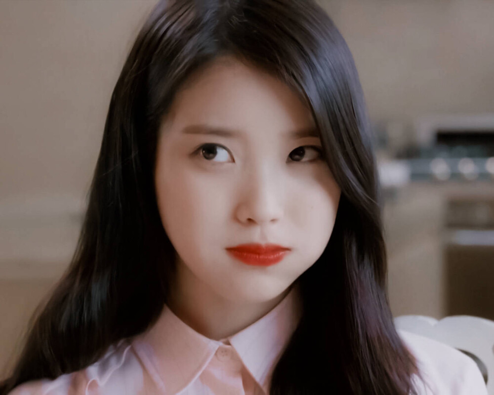 IU | 制作人
cr:黑崎一贤