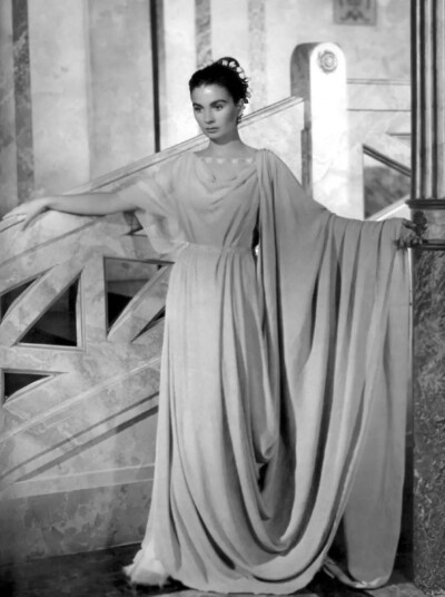 简·西蒙斯
Jean Simmons