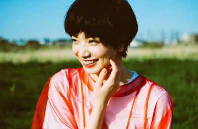 小松菜奈 1996年2月16日